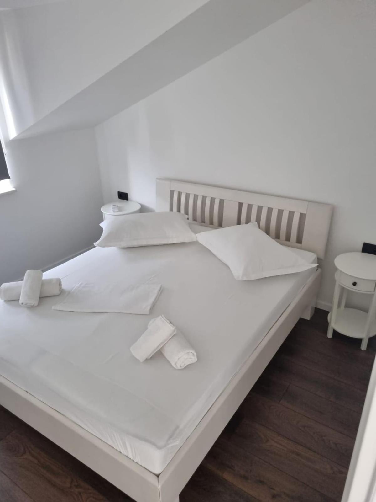 Superior Apartments Luka โบล ภายนอก รูปภาพ